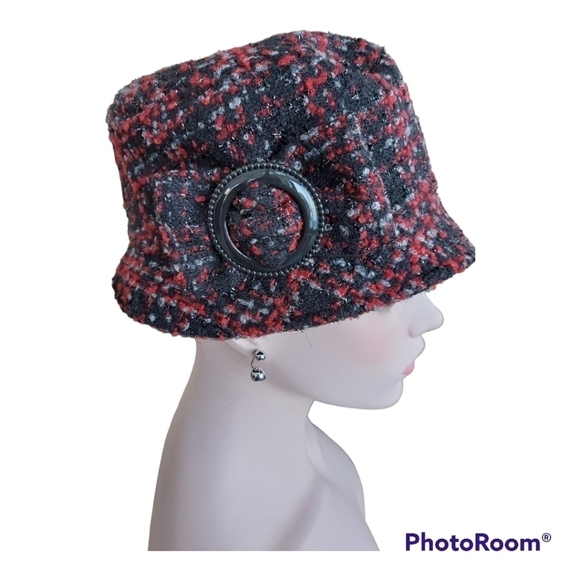 Sanibel vintage bucket hat, black, grey and red. 100% polyester. Made in Canada - Picture 7 of 10